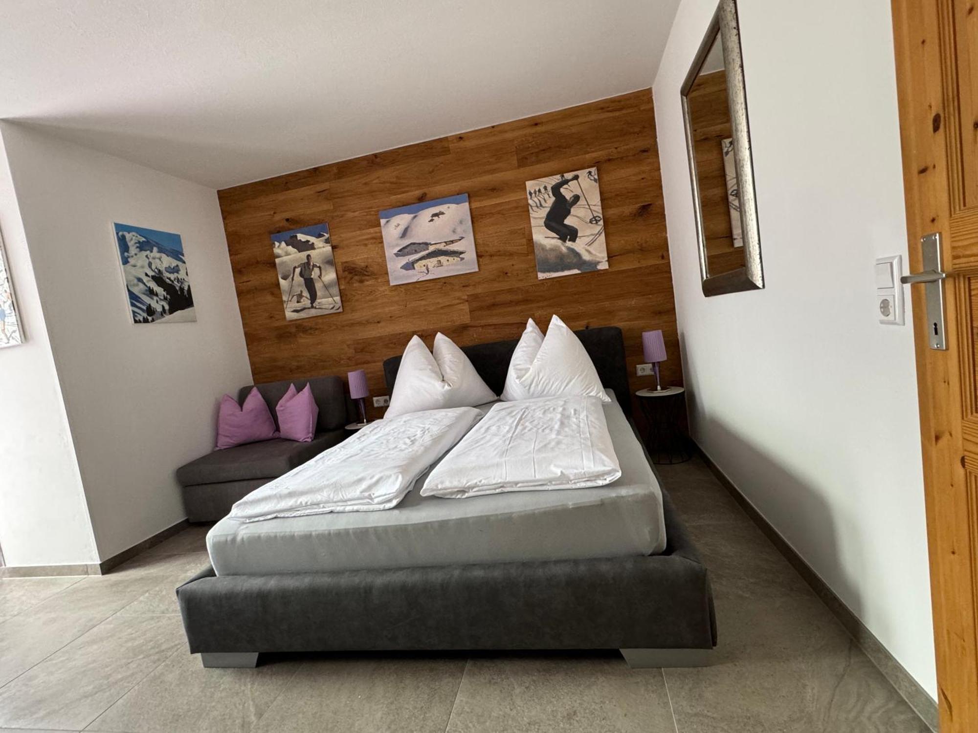 Summit Studio Apartment *